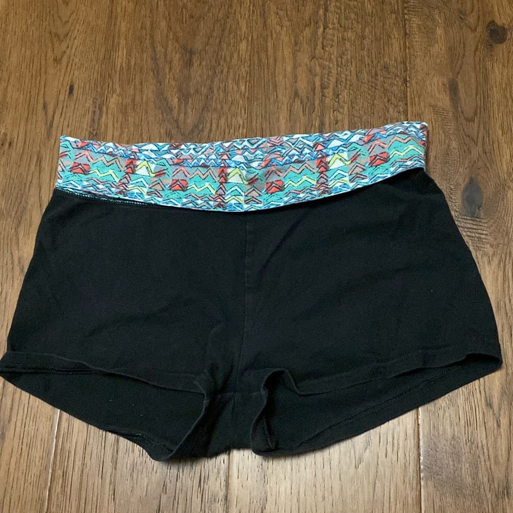 Aerie slim gym short